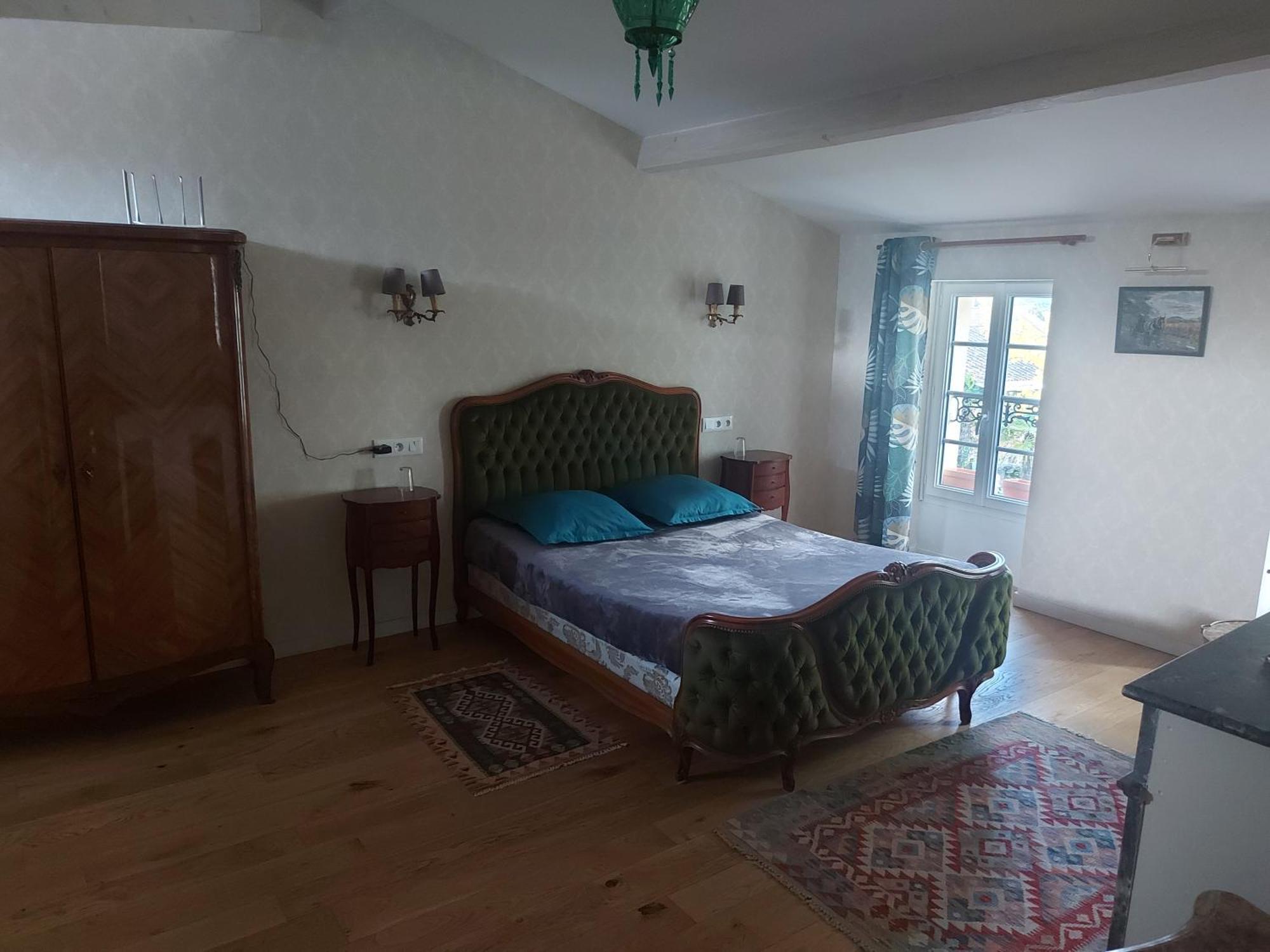 Chateau Gunes Cissac-Medoc Bagian luar foto