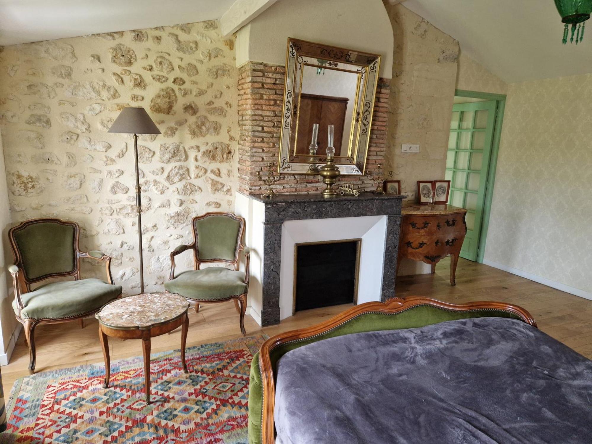 Chateau Gunes Cissac-Medoc Bagian luar foto